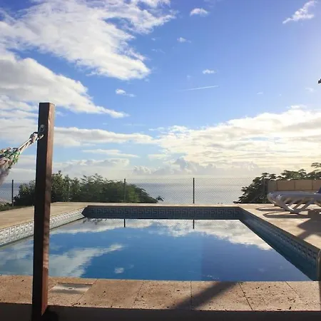 Casa Canaria Con Piscina Y Bonitas Vistas Hébergement de vacances *